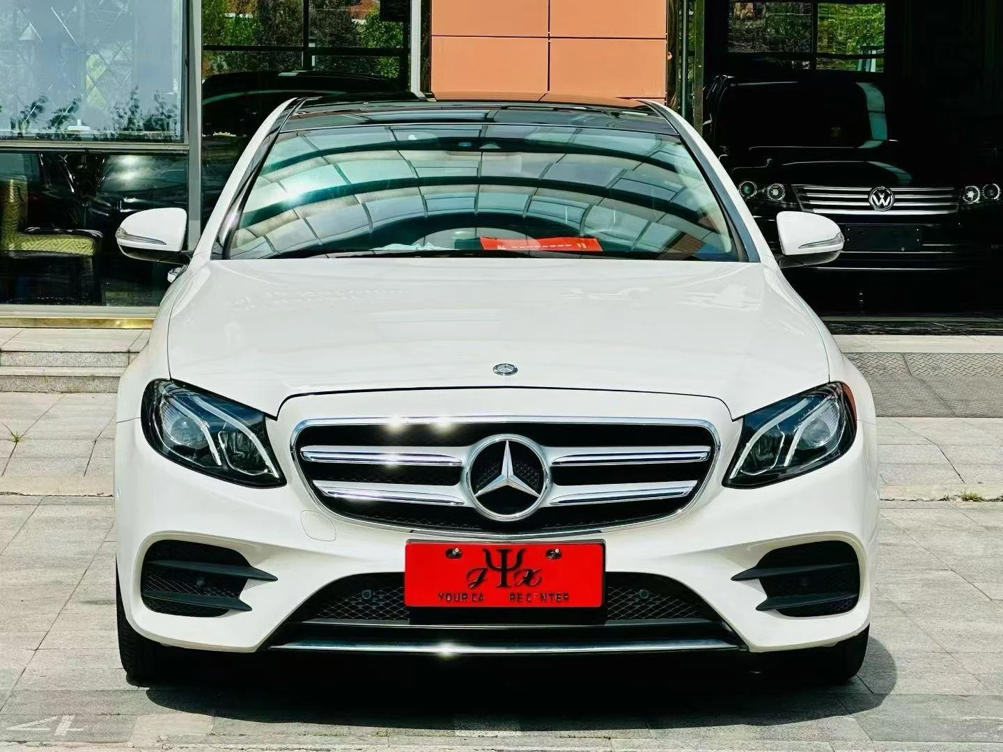 Mercedes-Benz E200L Sport Edition - exterior