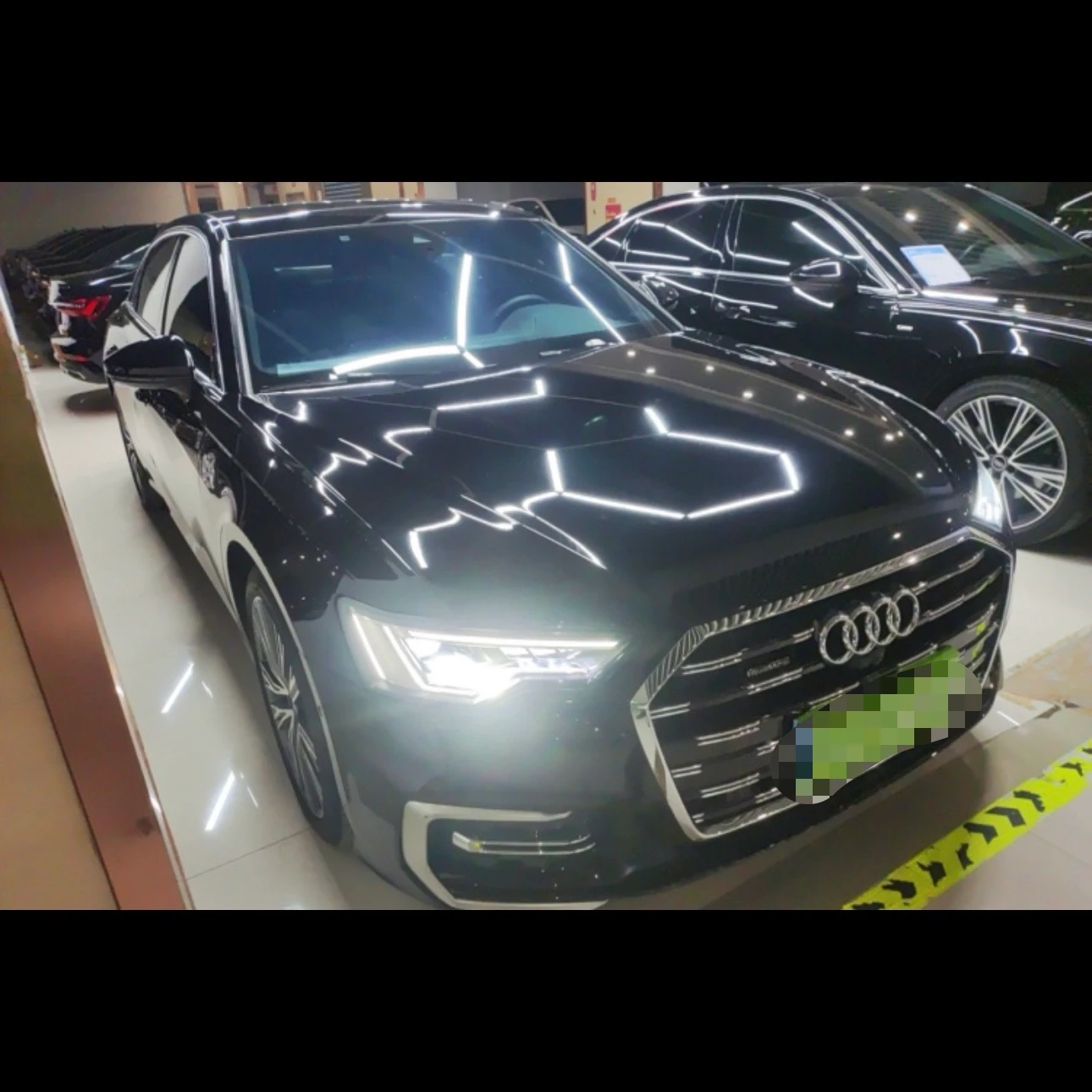Audi A6L 45 TFSI Premium Dynamic - exterior