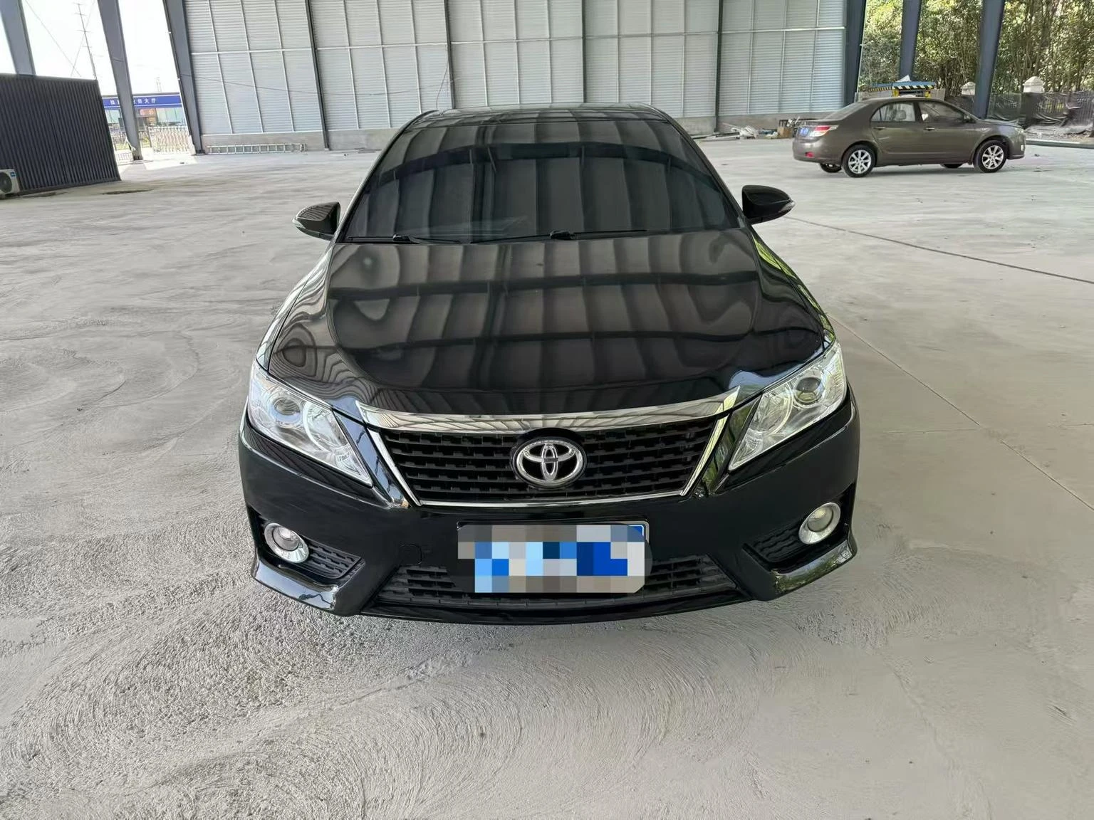 Toyota Camry - exterior