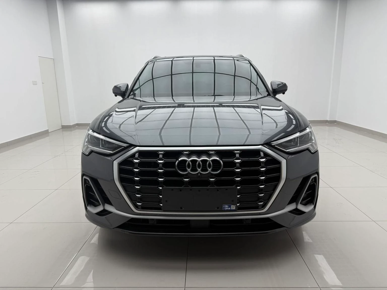 Audi Q3 35 TFSI Fashion Dynamic - exterior