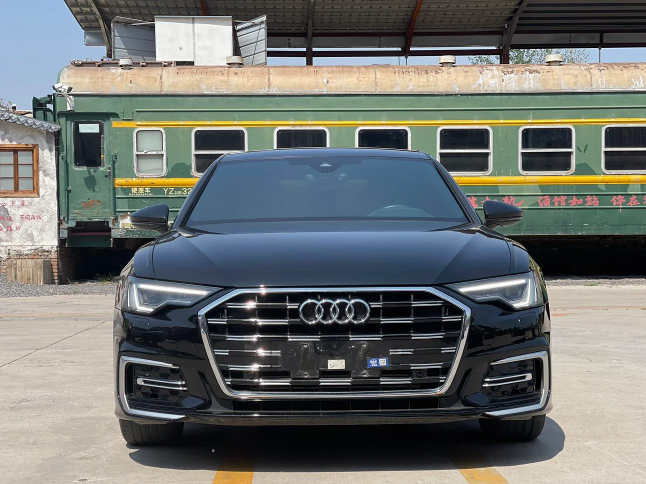 Audi A6L 40 TFSI Facelift Luxury Dynamic - exterior