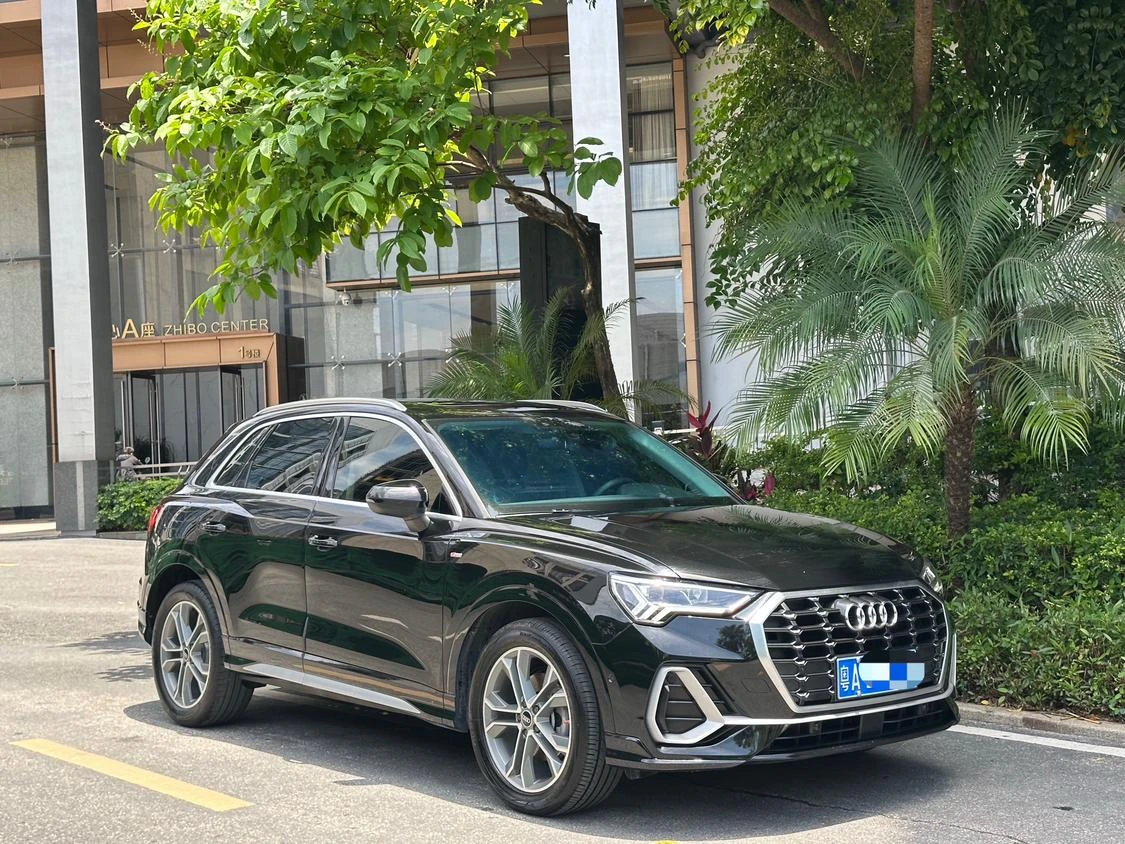 Audi Q3 40 TFSI Fashion Dynamic Trim - exterior