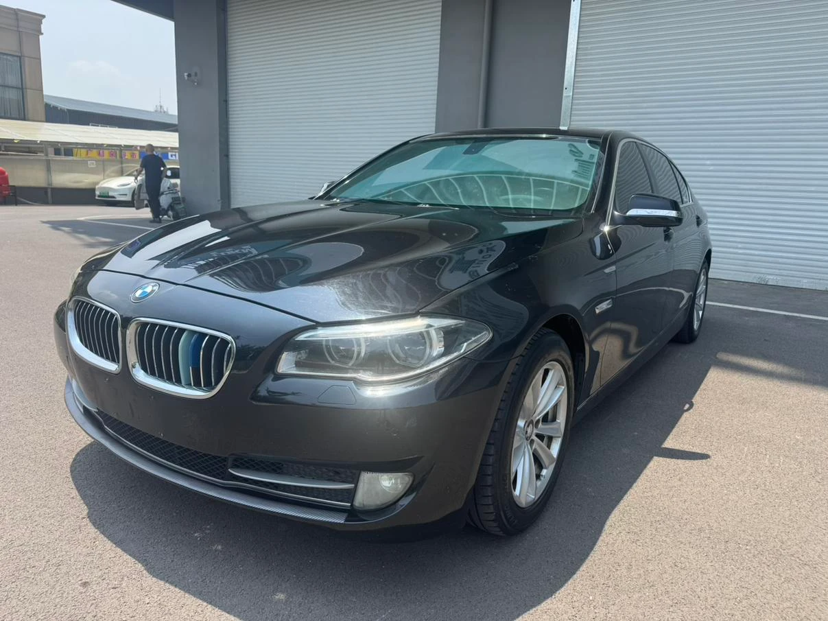 BMW 5 Series  520Li 