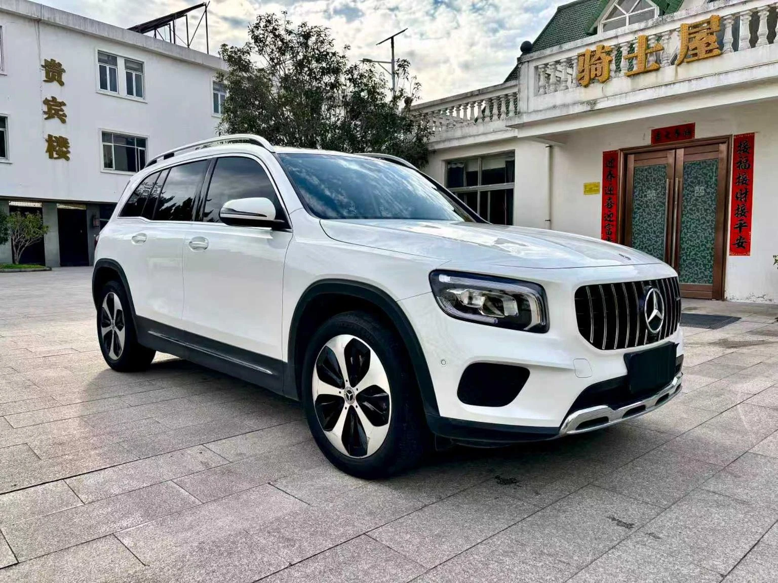 Mercedes-Benz GLB-Class GLB220 Stylish - exterior