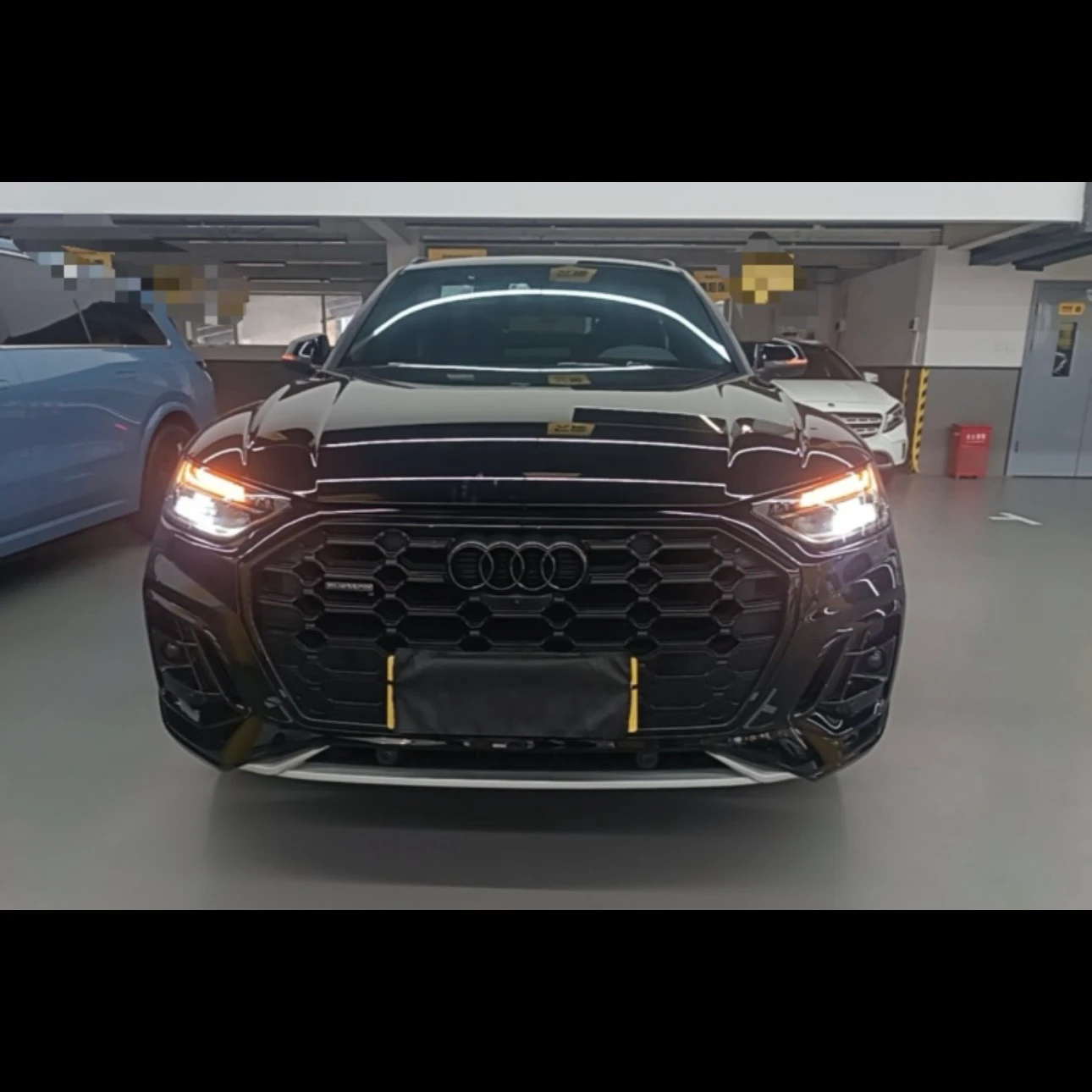 Audi Q5L Luxury Dynamic 45 - exterior