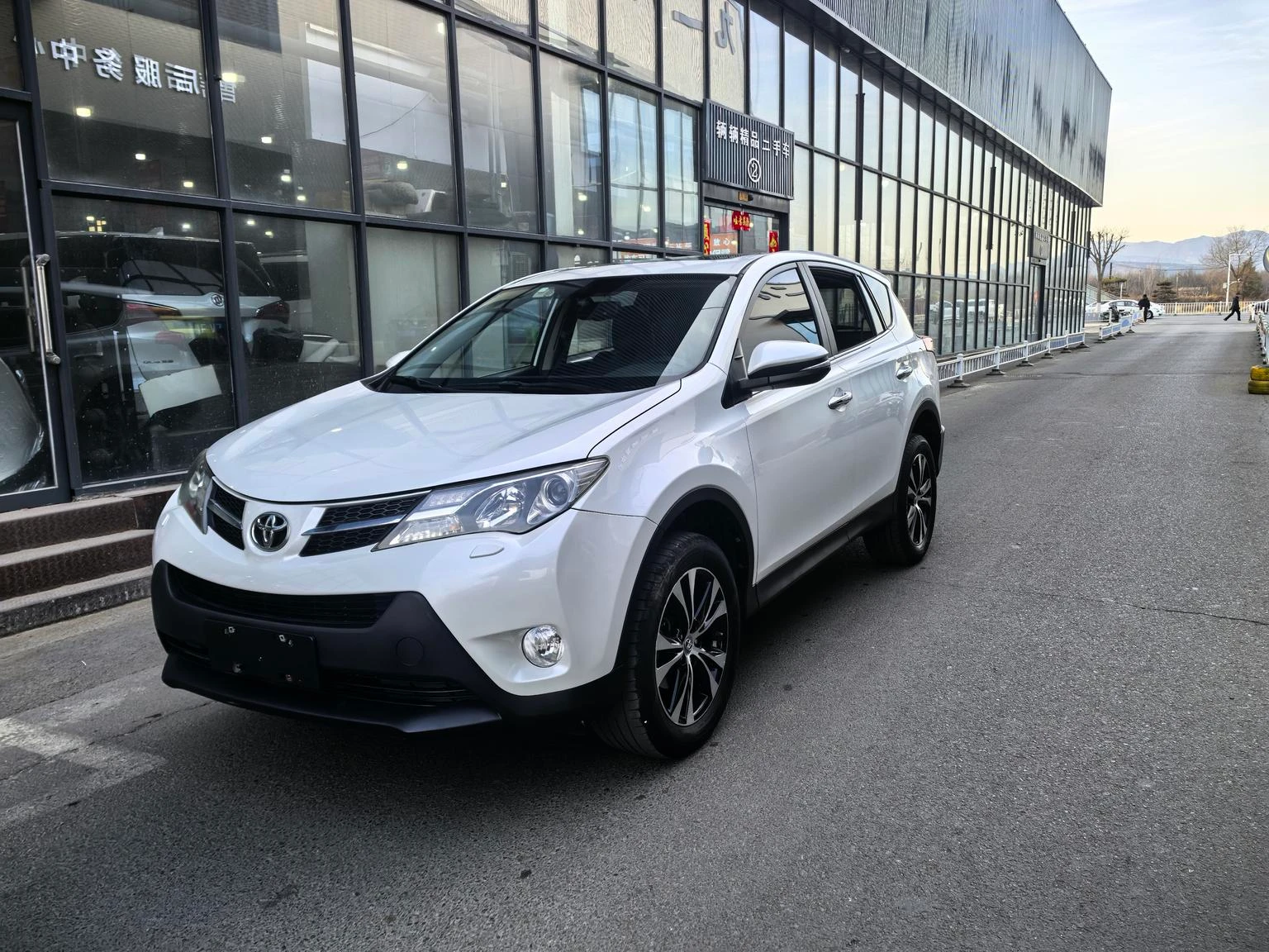 Toyota RAV4 Rongfang