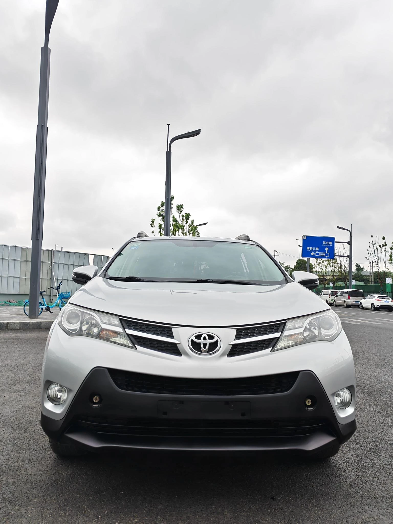 Toyota RAV4 CVT 4WD - exterior