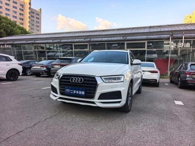 Audi Q3 35 TFSI Sport 30th Anniversary Edition 