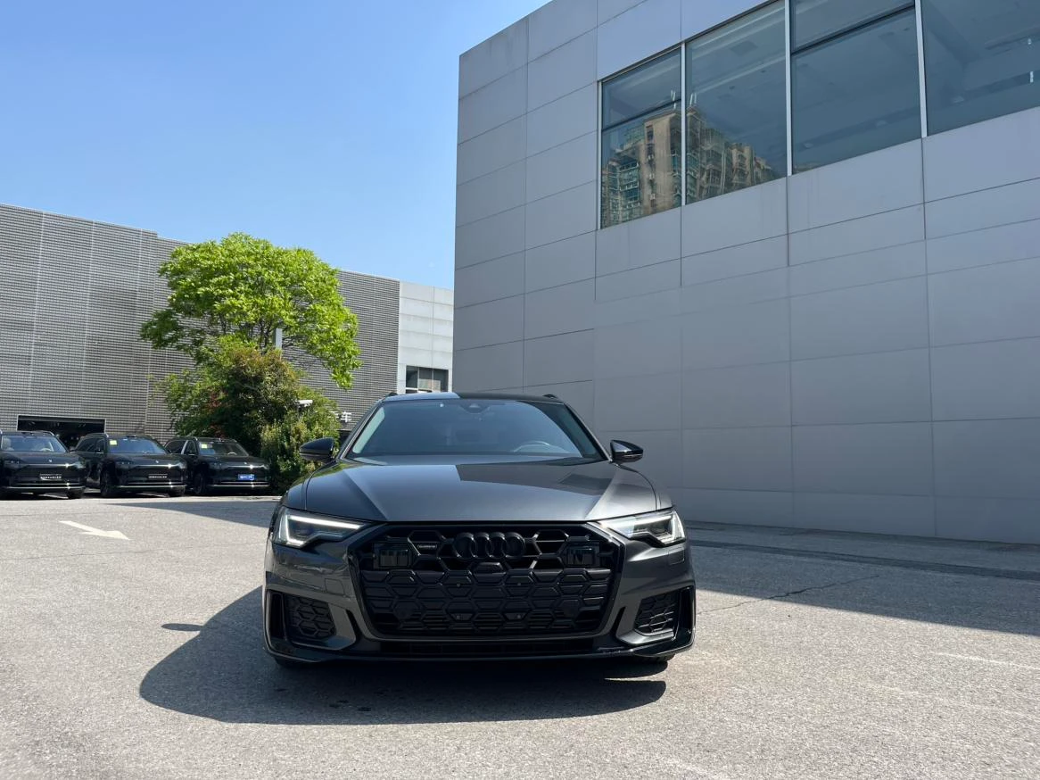 Audi A6 Avant Quattro Vanguard Premium Dynamic - exterior