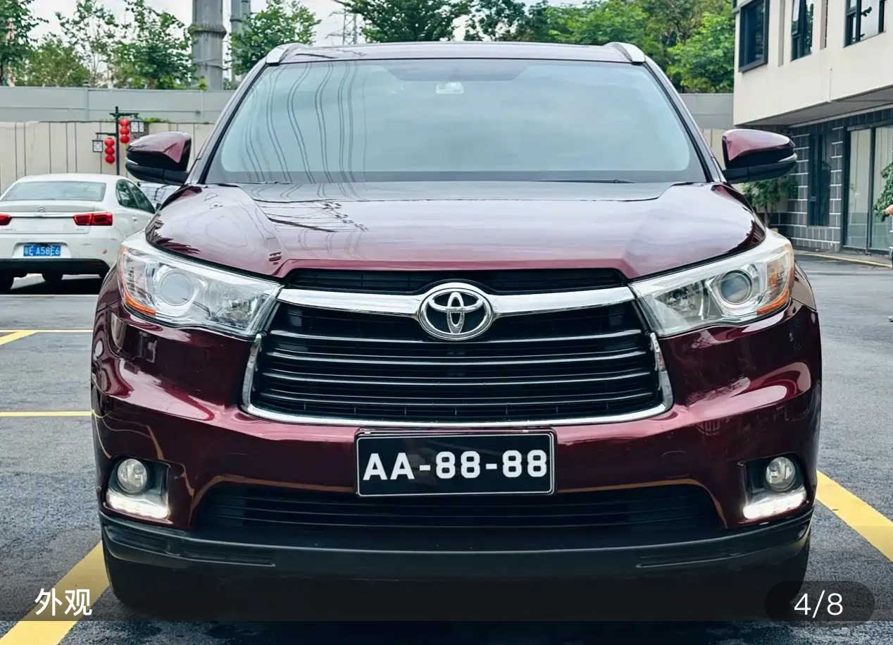 Toyota Highlander 4WD Luxury 7-Seater - exterior