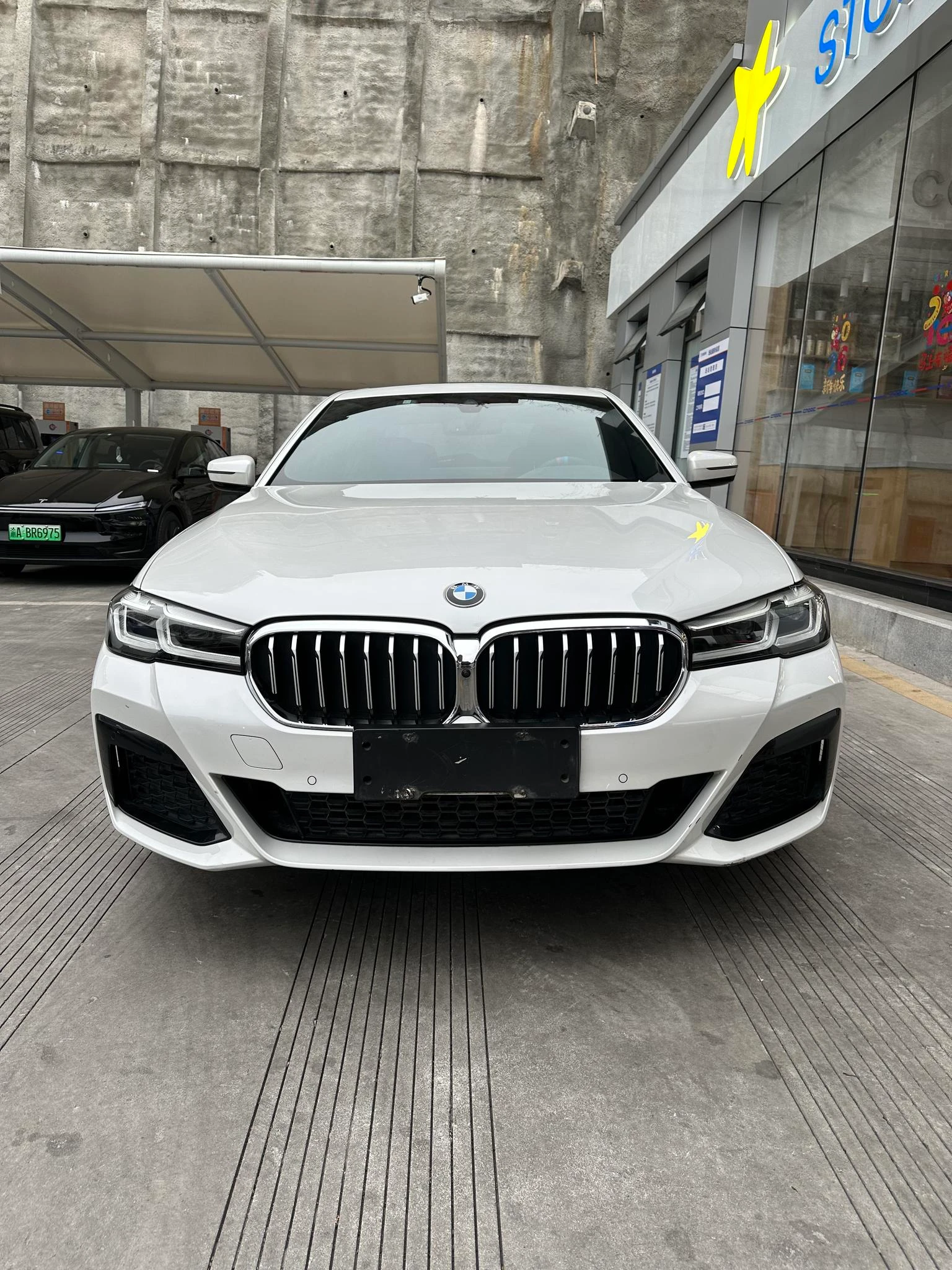 BMW 5 Series  530Li M Sport - exterior