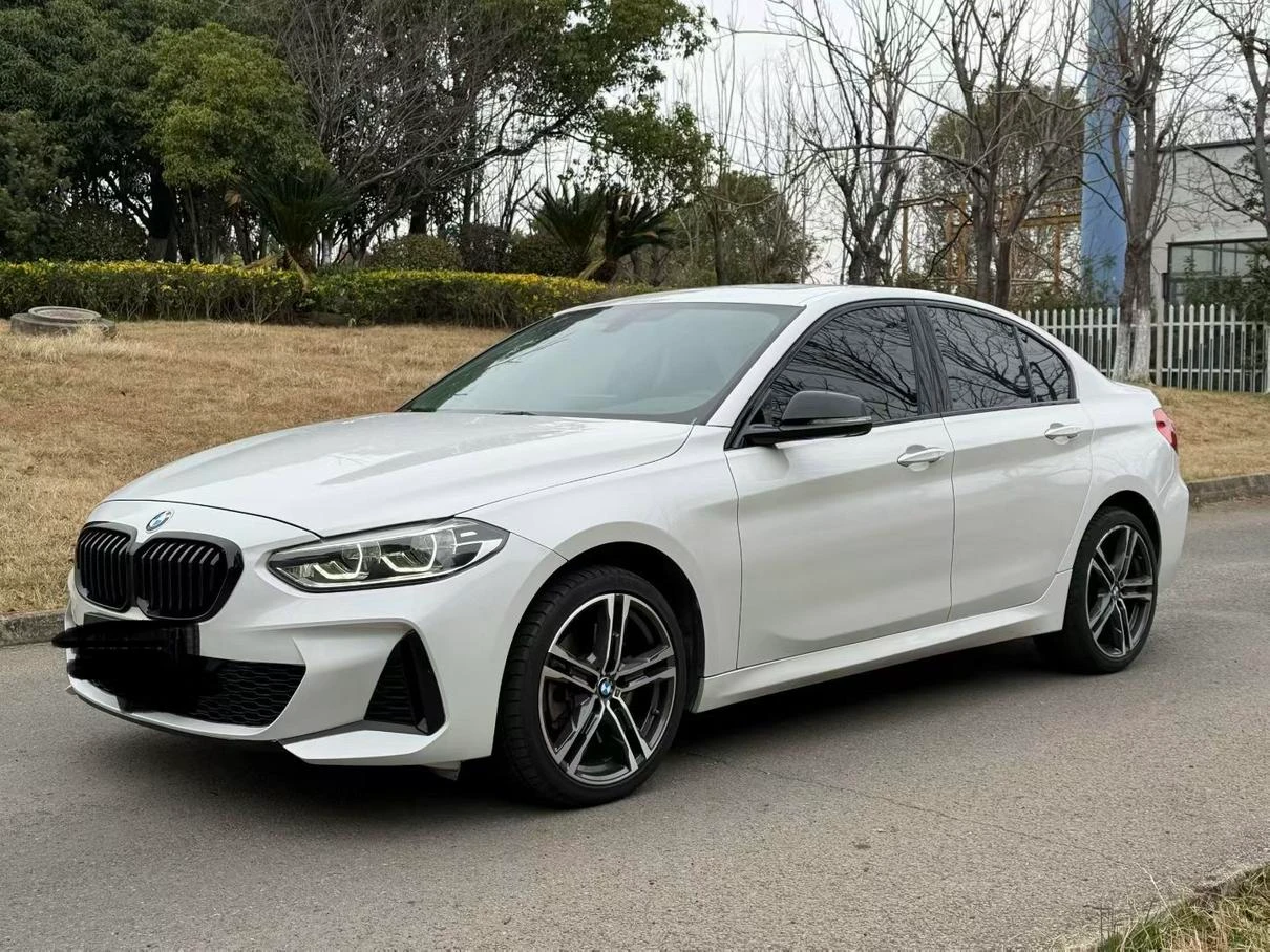 BMW 1 Series 125i M Sport Shadow Edition - exterior