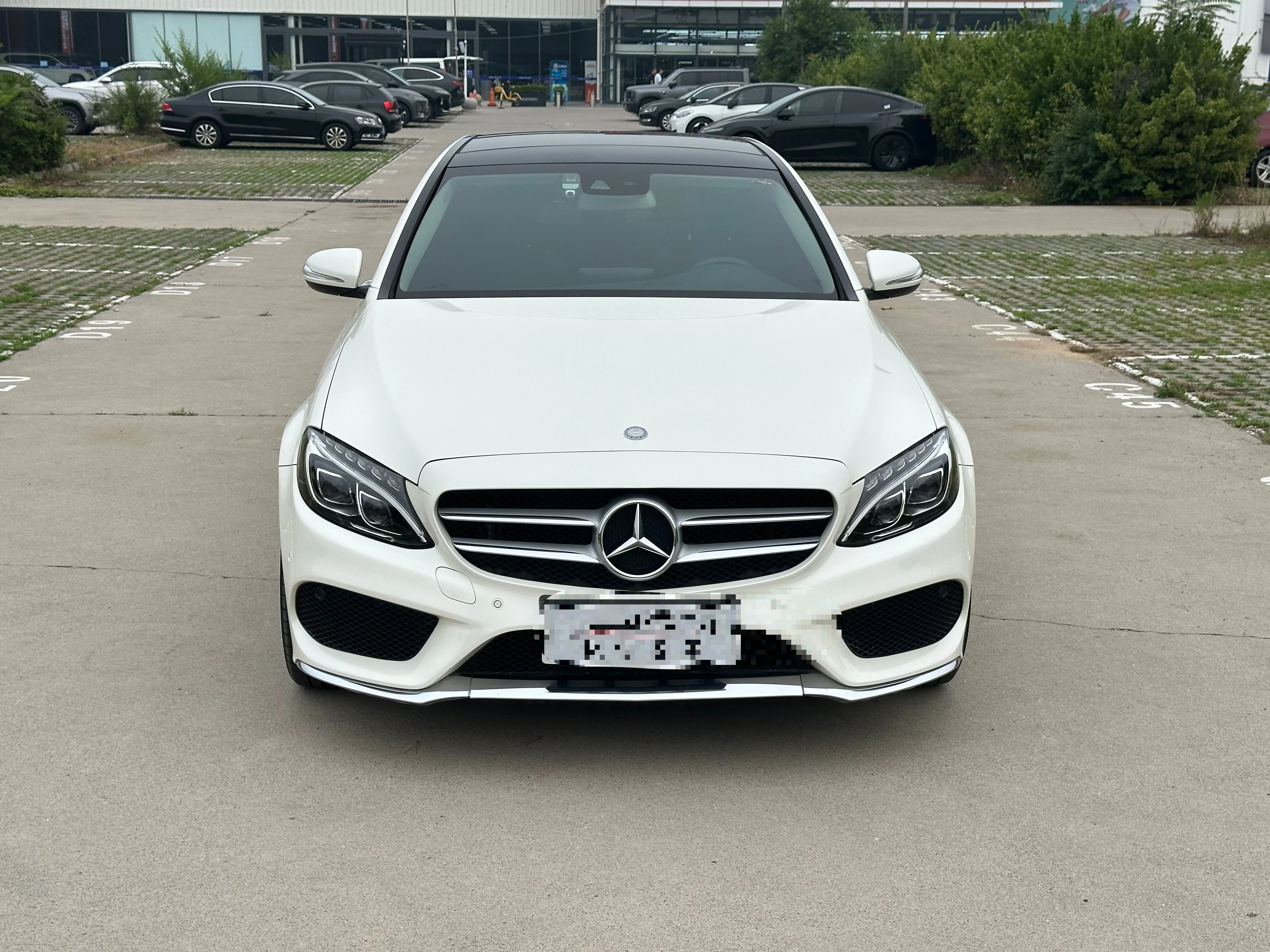 Mercedes-Benz C300 L Sport - exterior