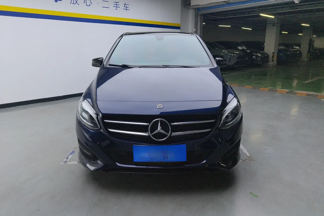 Mercedes-Benz B 200 Luxury - exterior