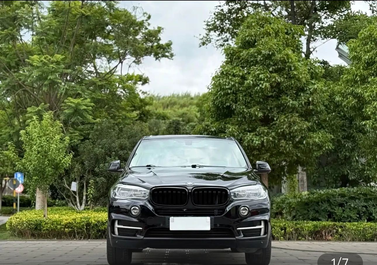 BMW X5 Elegance - exterior