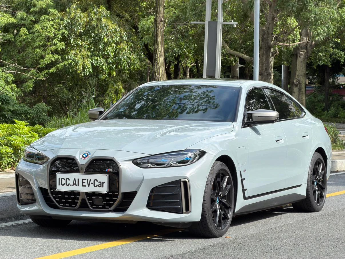 BMW i4 M50