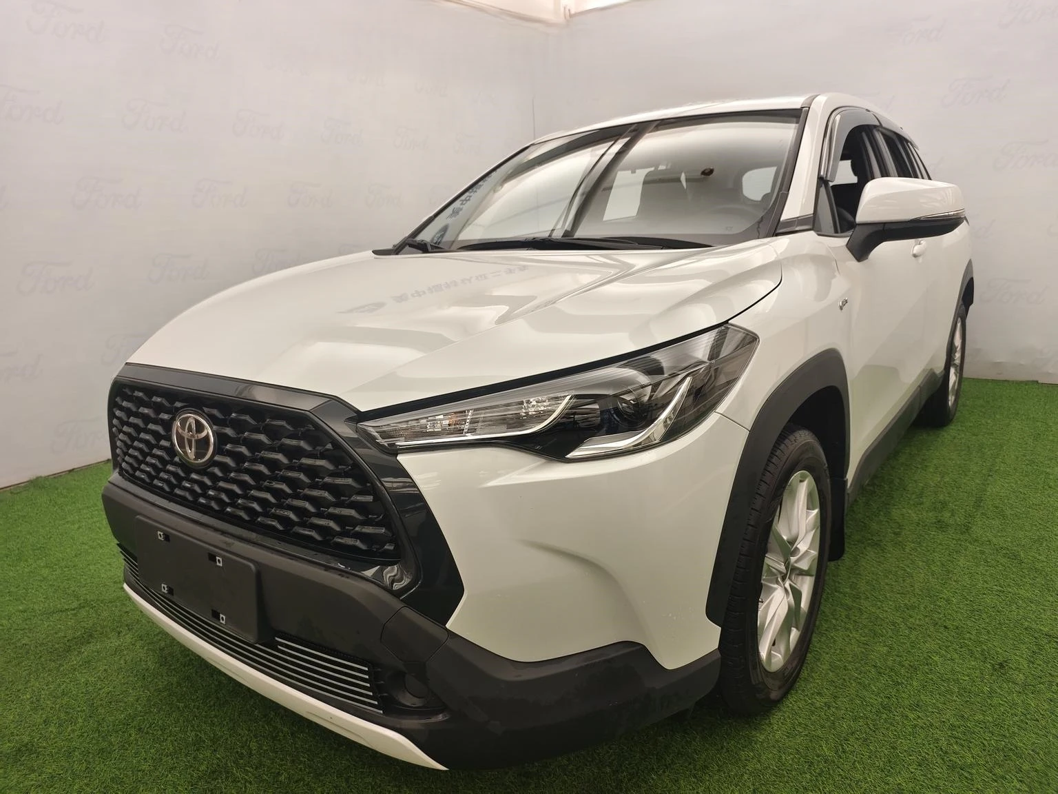 Toyota Corolla Cross 2.0L Intelligent Hybrid Pioneer Edition