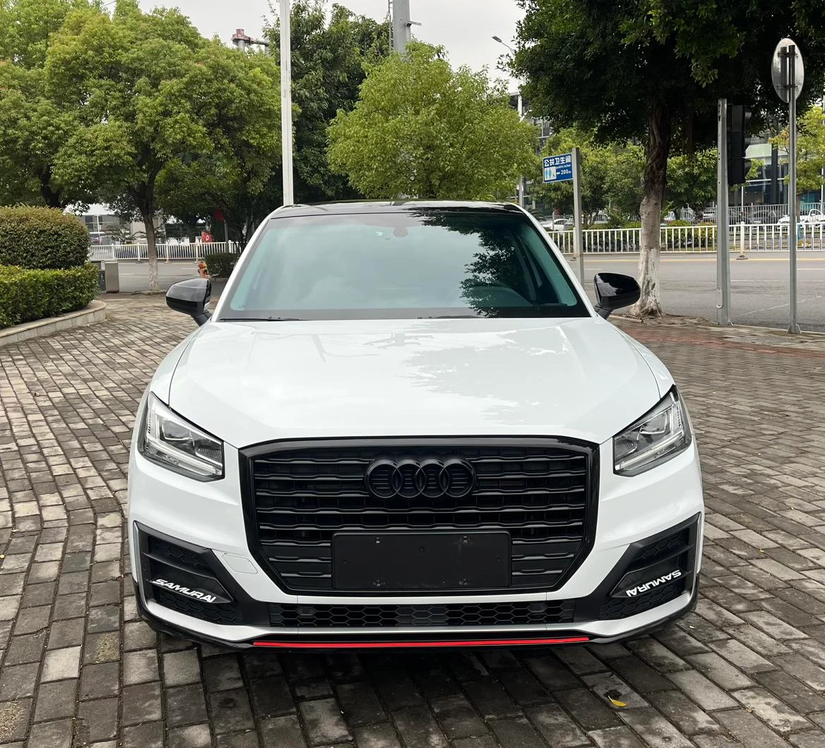 Audi Q2L 35TFSI Fashion Dynamic - exterior