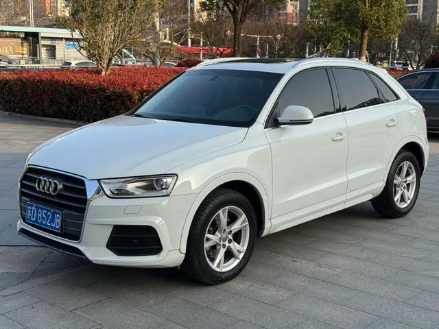Audi Q3L 30 TFSI Style Trim