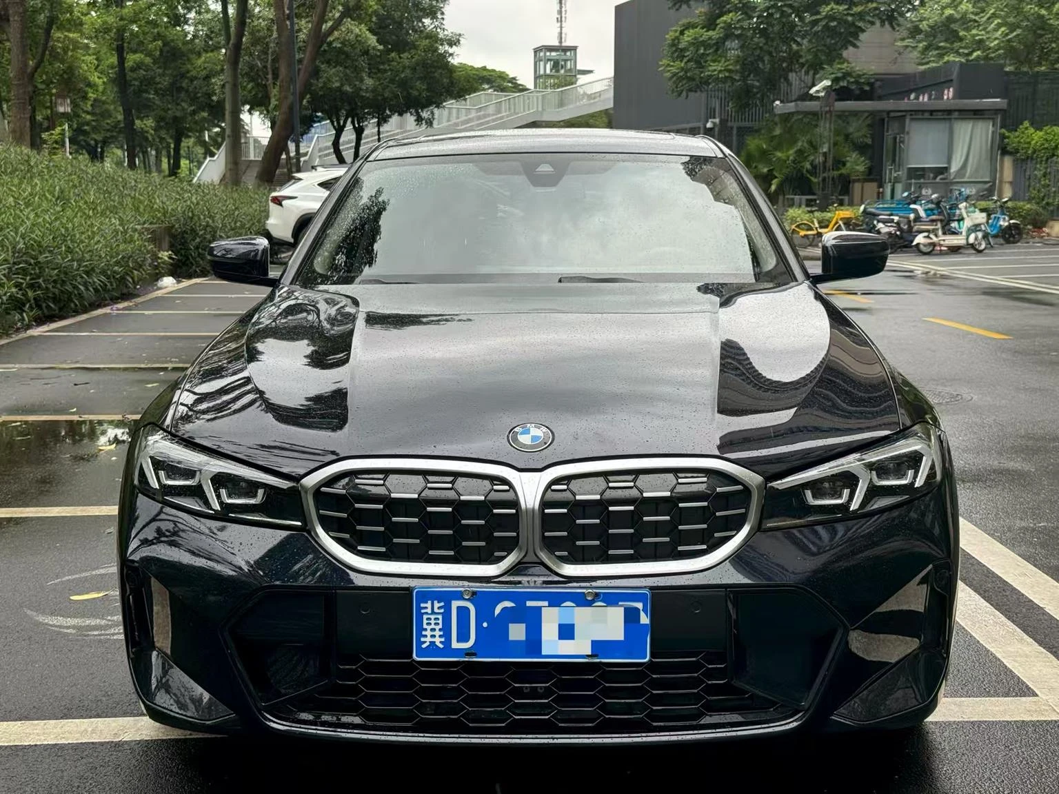 BMW 3 Series 325Li M Sport Package - exterior