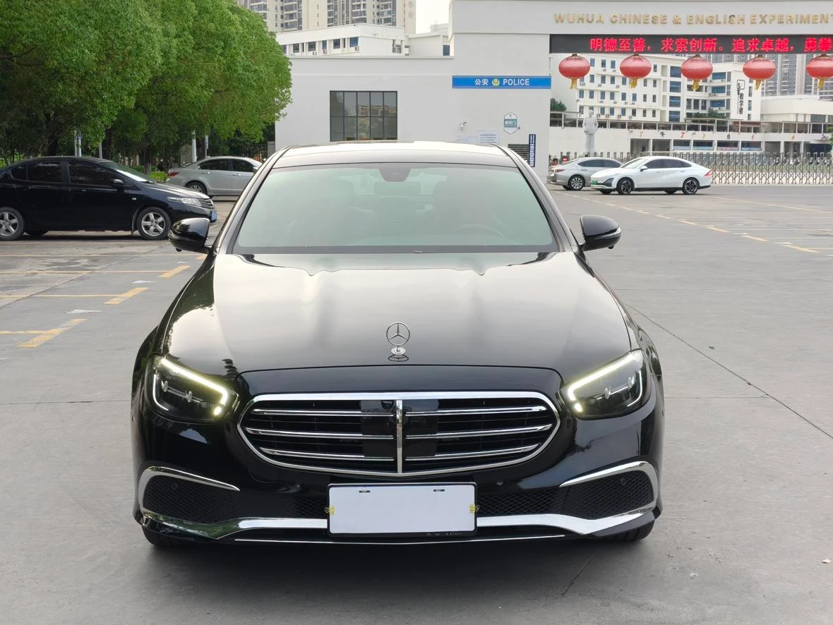 Mercedes-Benz E-Class E260L - exterior