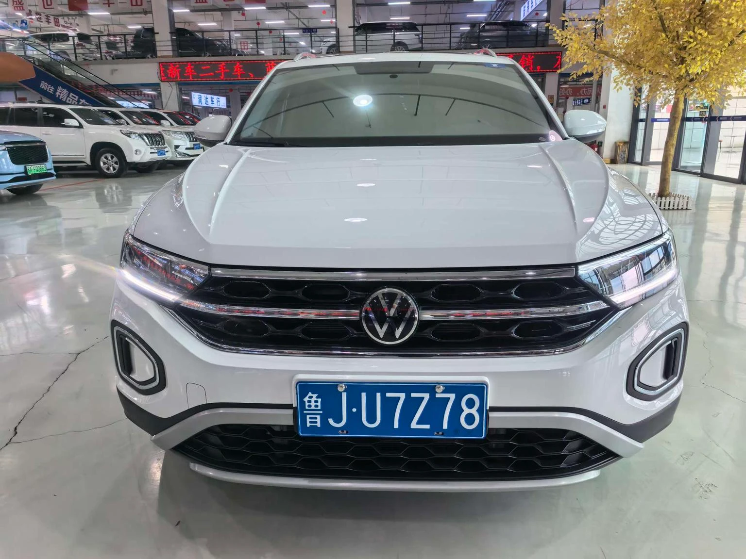 Volkswagen T-Roc 280TSI DSG Time Edition - exterior