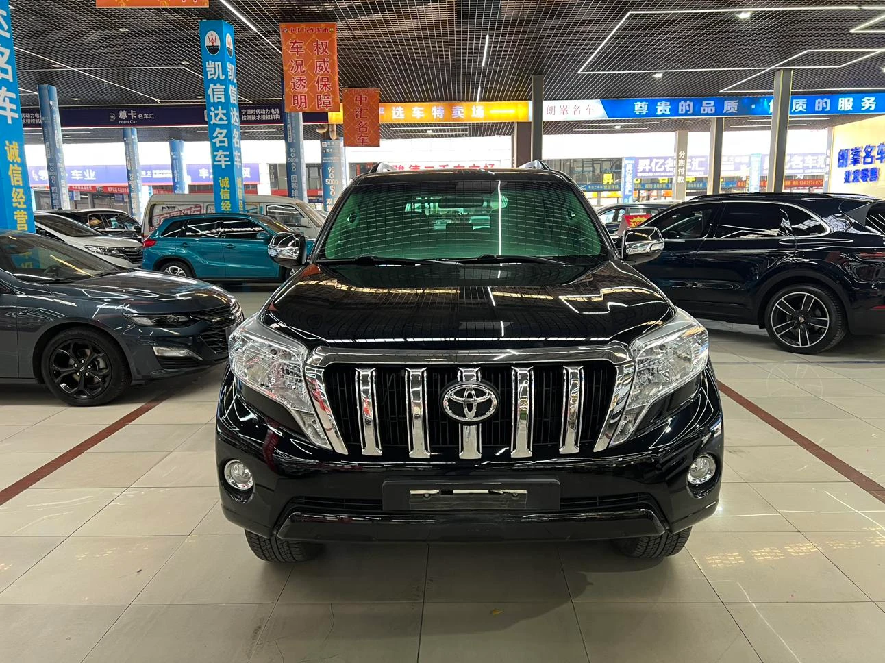 Toyota Prado  - exterior