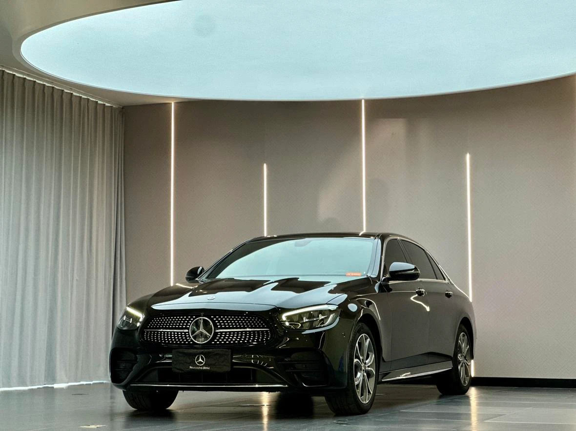 Mercedes-Benz E-Class E300L