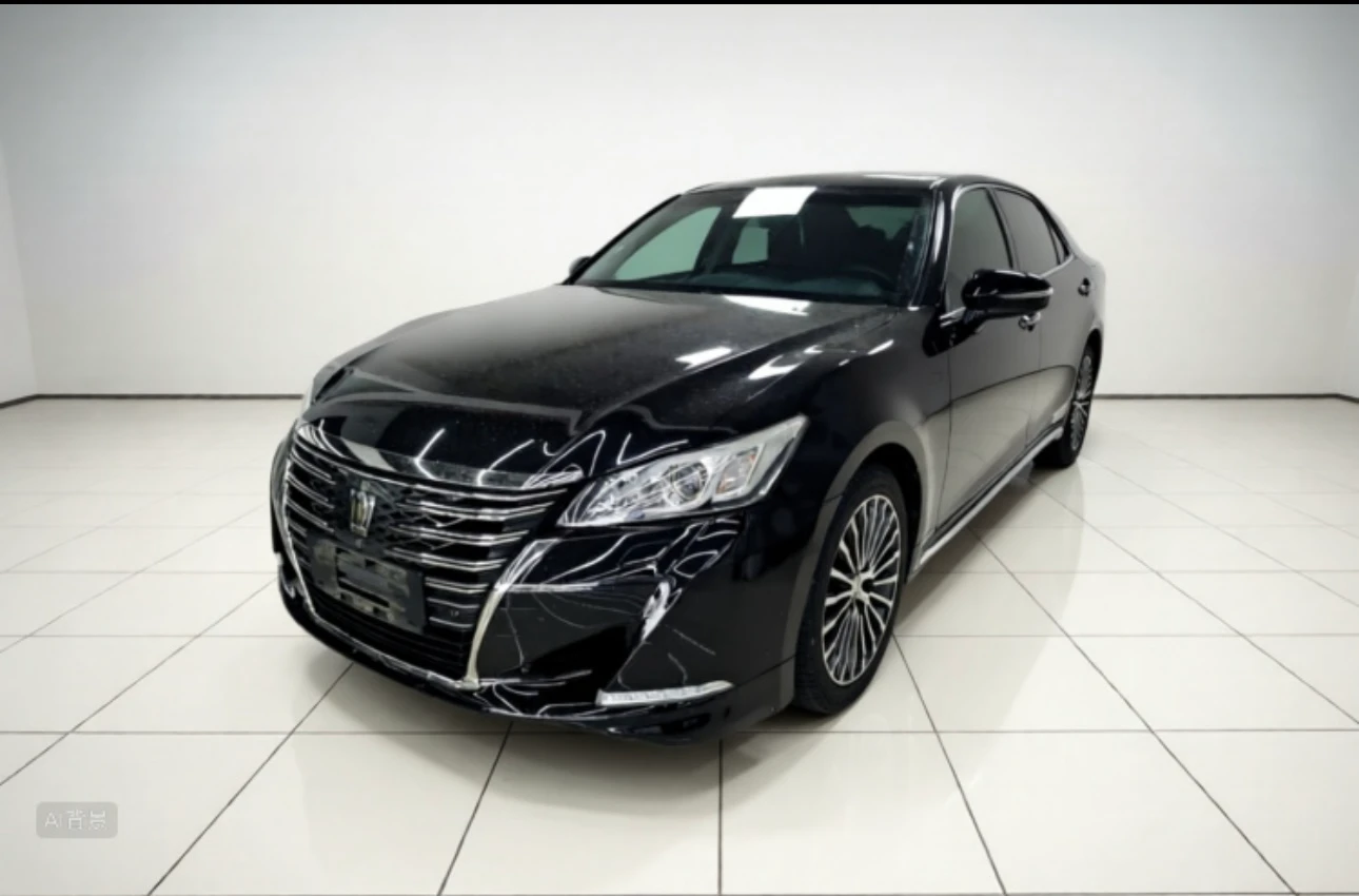 Toyota Crown Sport