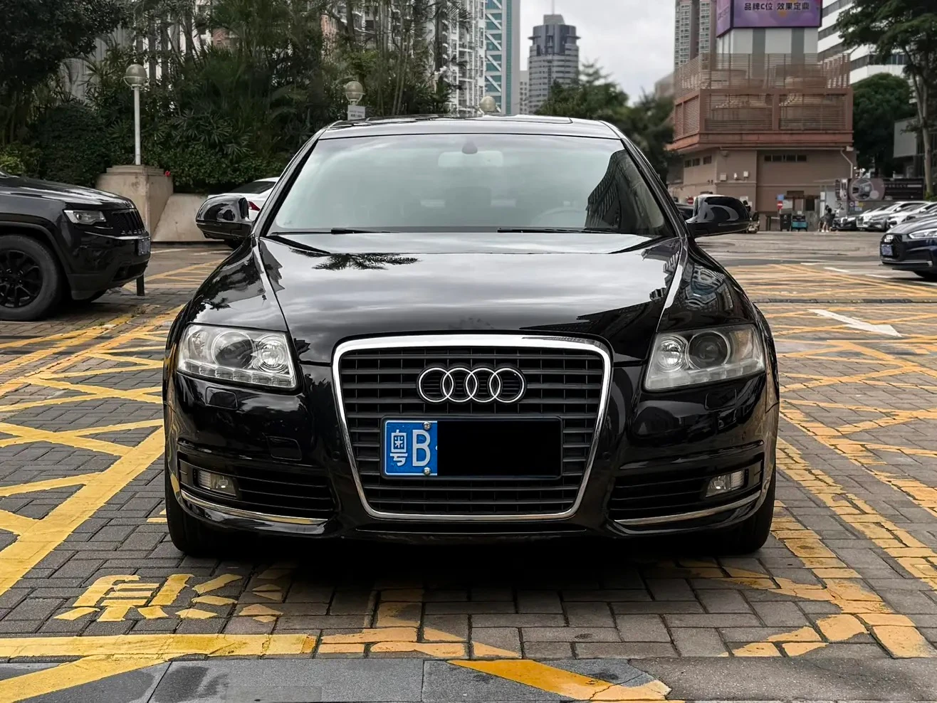 Audi A6L  - exterior