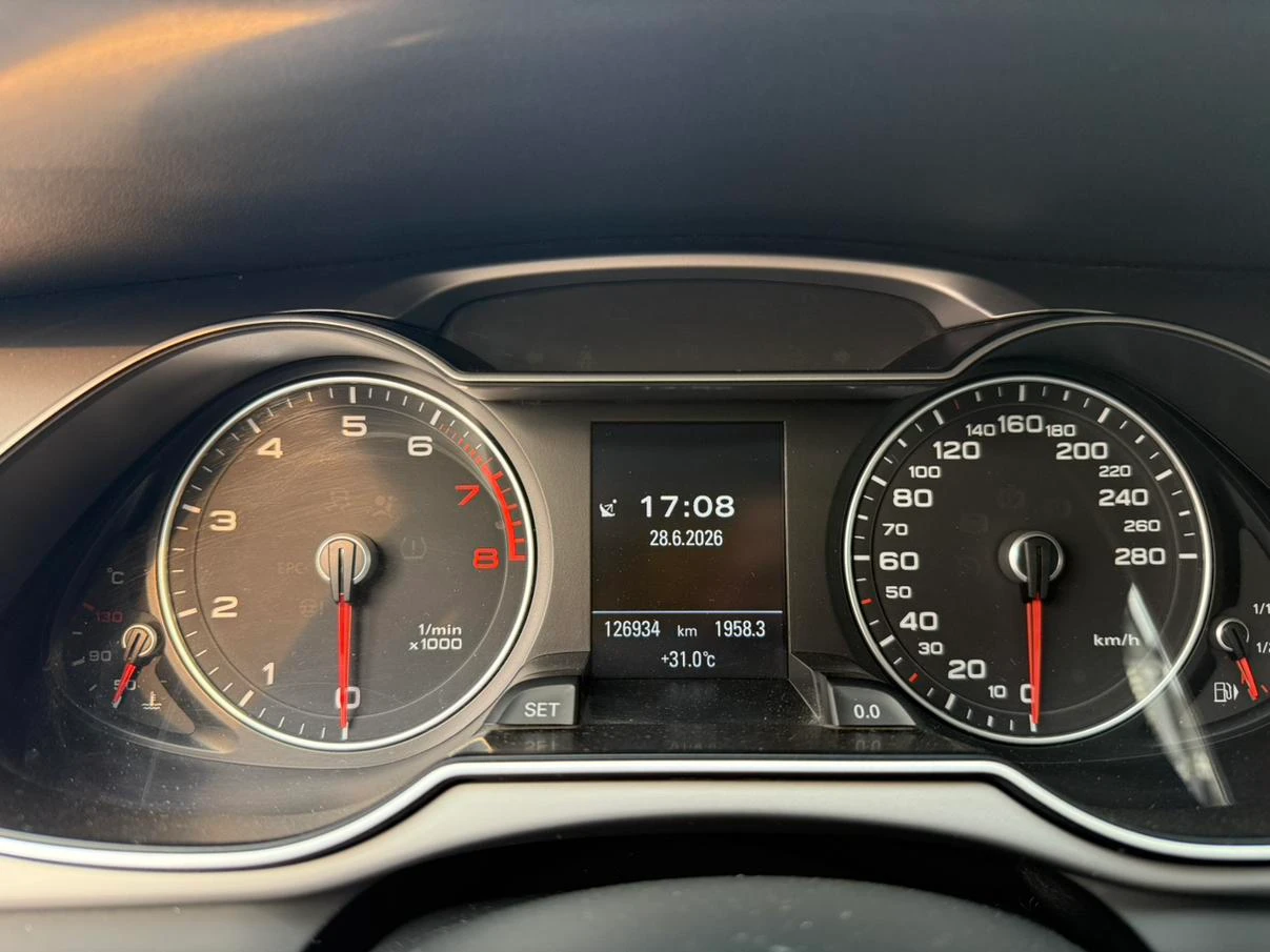 Audi A440 TFSI quattro - interior
