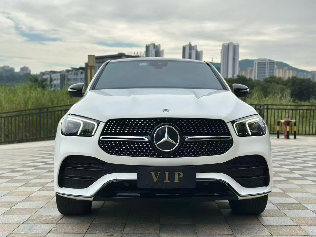 Mercedes-Benz GLE-class Coupe E 450 4MATIC Coupe SUV Stylish Edition