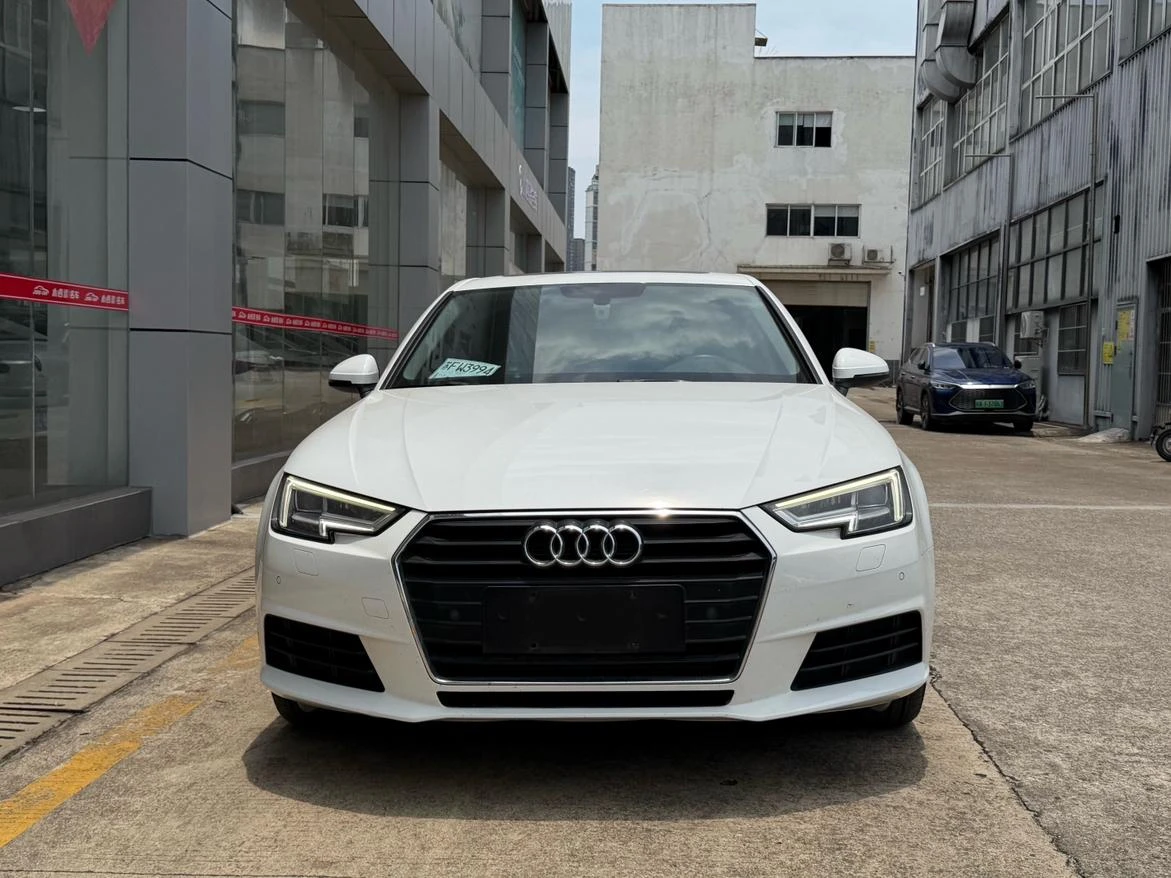 Audi A4L 40 TFSI Fashion - exterior