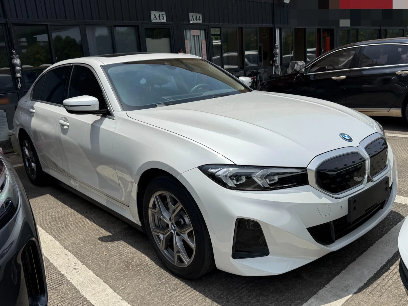 BMW i3 eDrive35L - exterior