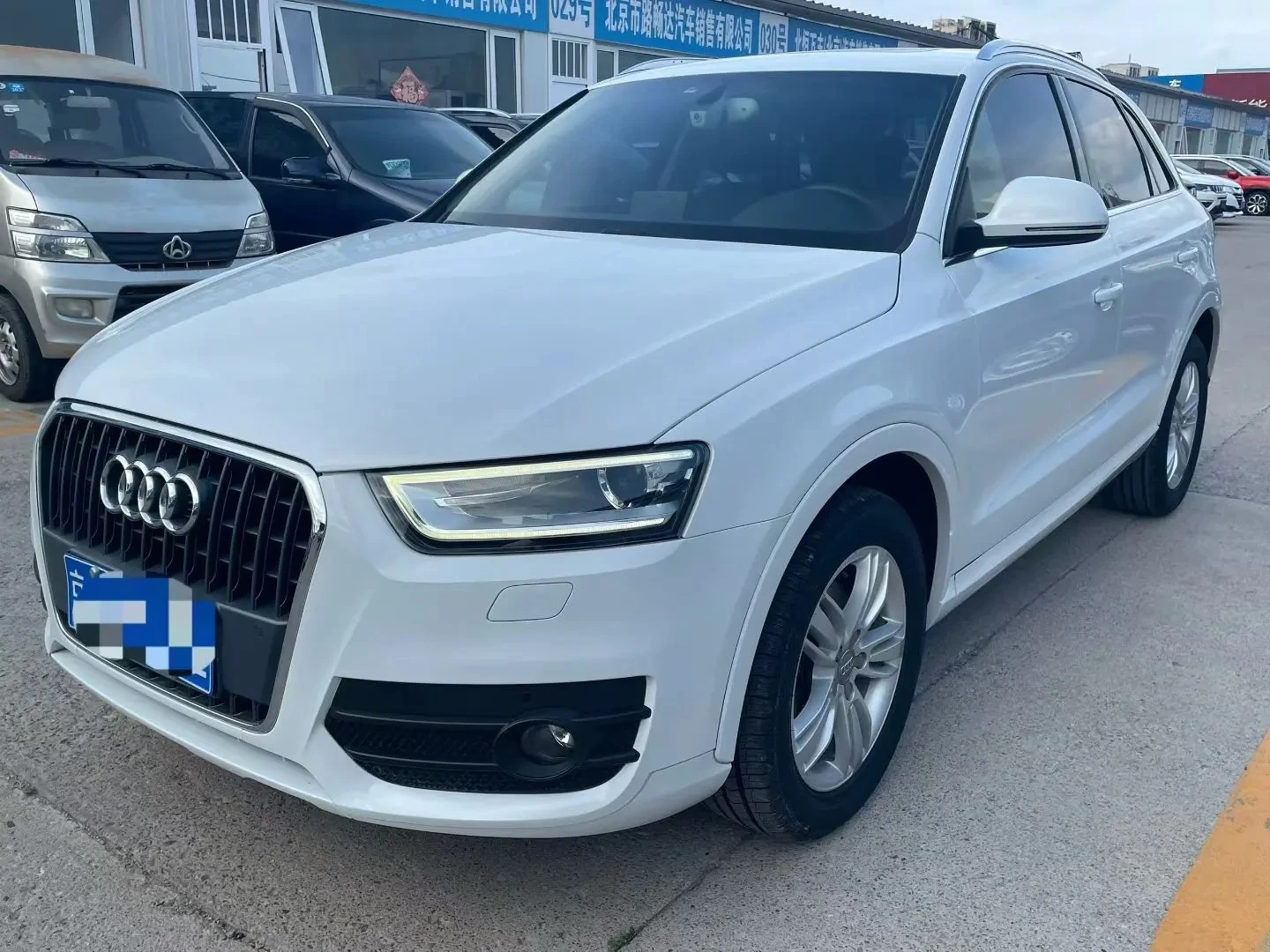 AUDI  Q3   30 TFSI Comfort