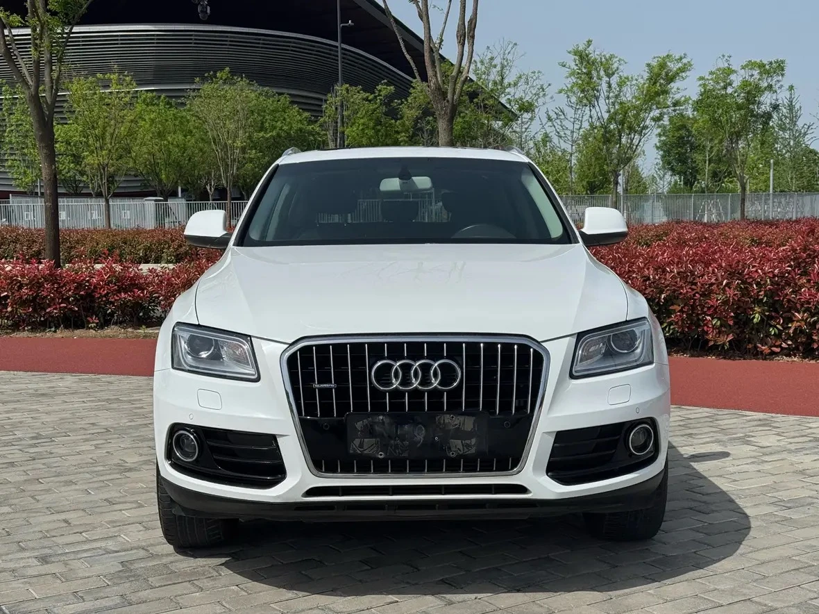 Audi Q5 40TFSI Technology