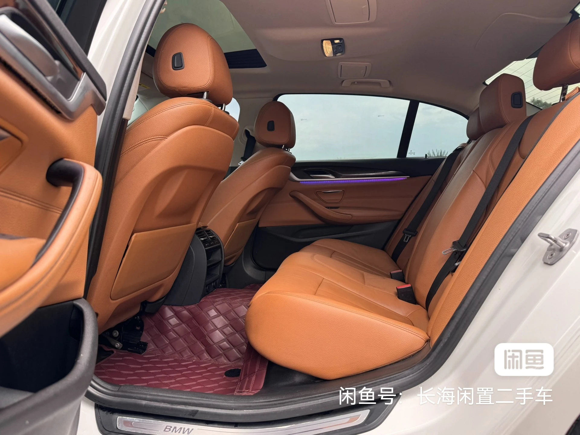BMW 528Li - interior