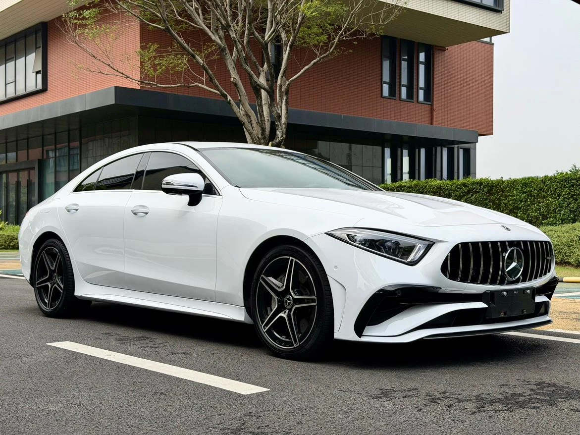Mercedes-Benz CLS-class 350 4MATIC - exterior