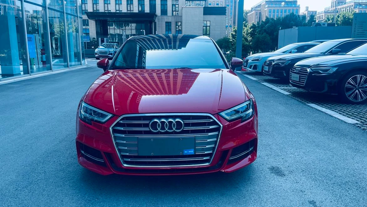 Audi A3 Limousine 35 TFSI Fashionable Edition  - exterior