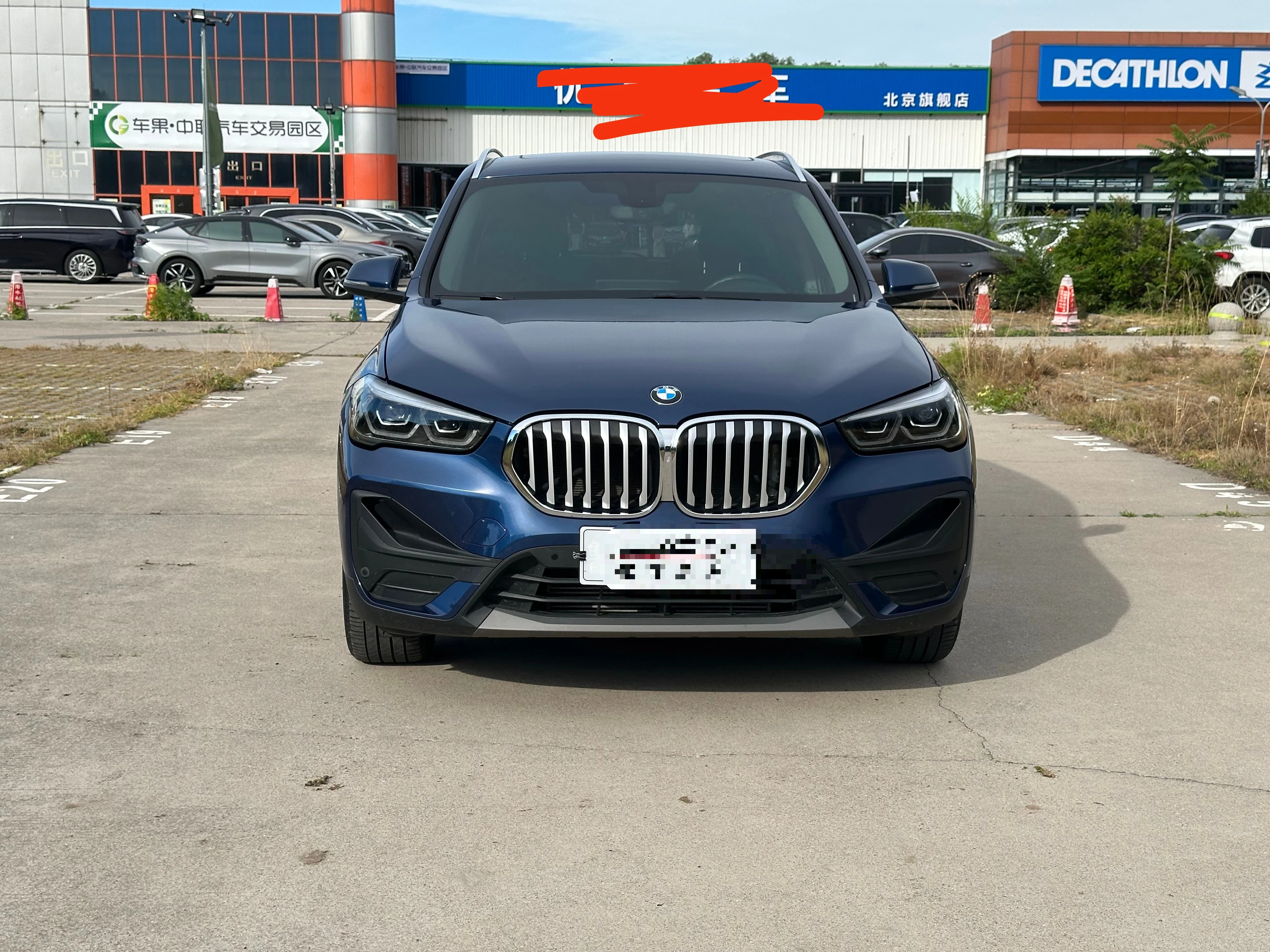 BMW X1   25Li  - exterior