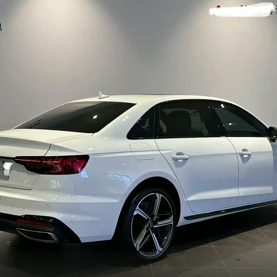 Audi A4L 40 TFSI Luxury - exterior