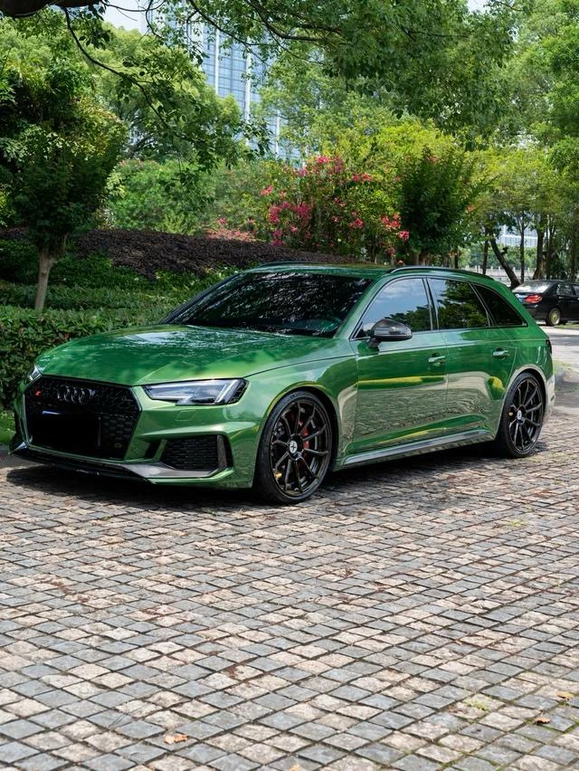 Audi RS4 2.9T Avant