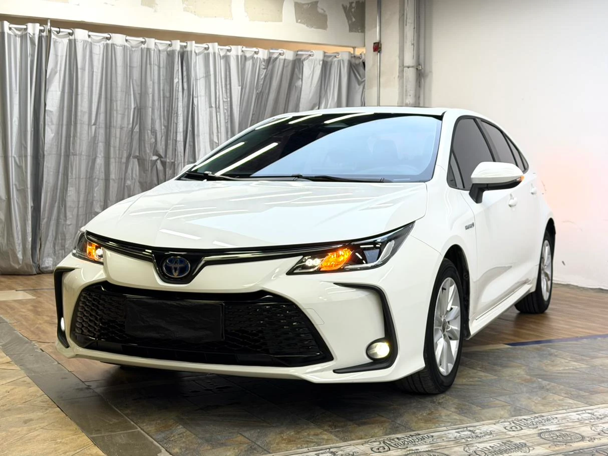 Toyota Corolla Intelligent Electric Hybrid 1.8L E-CVT