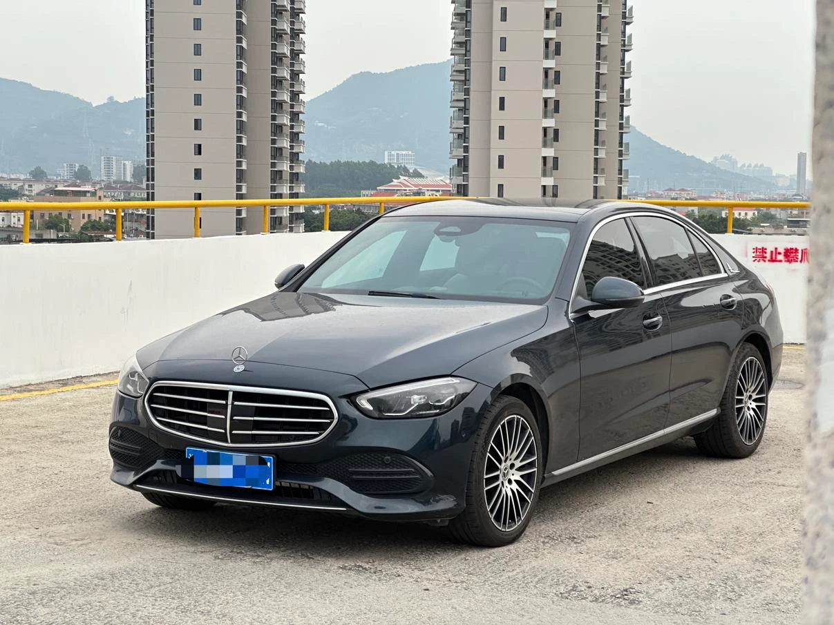 Mercedes-Benz C-Class  260 L