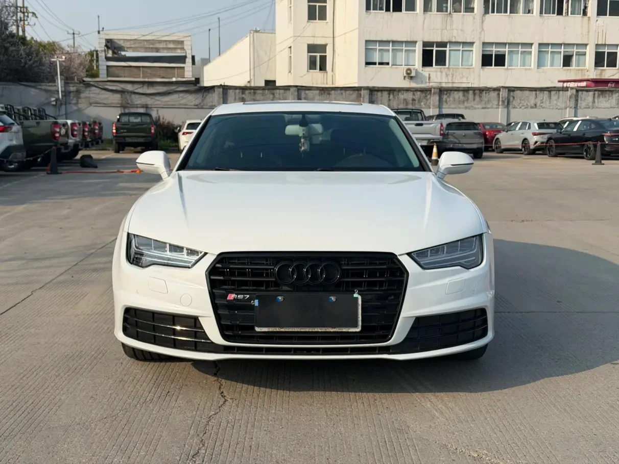 Audi A7 35TFSI Fashion Line - exterior
