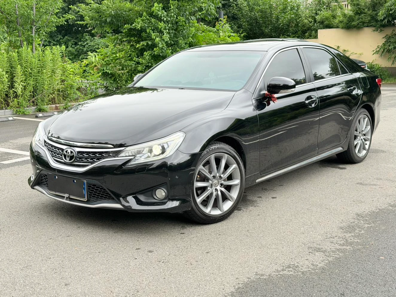 Toyota Reiz 2.5V (Sporty Navi Trim)