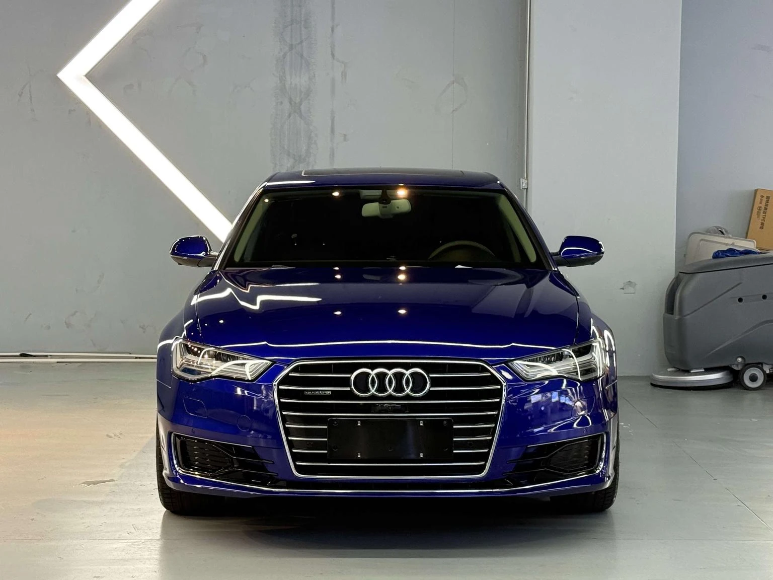 Audi A6L TFSI 30th Anniversary Edition - exterior