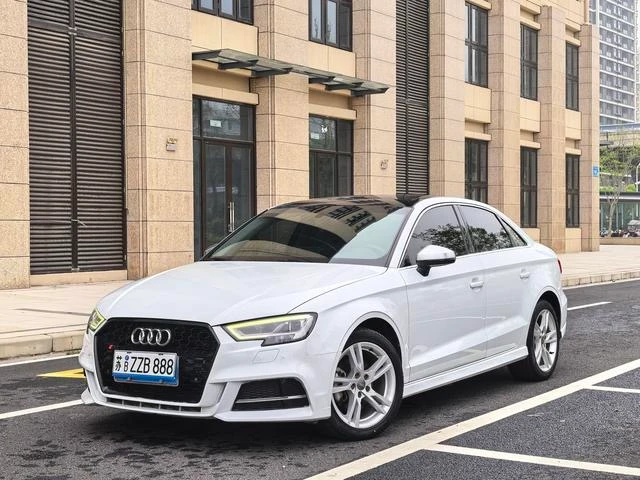 Audi A3 35 TFSI Fashion Trim