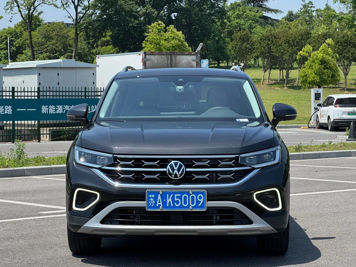 Volkswagen Tayron 330TSI Two-Wheel Drive Luxury Plus Advanced Edition - exterior