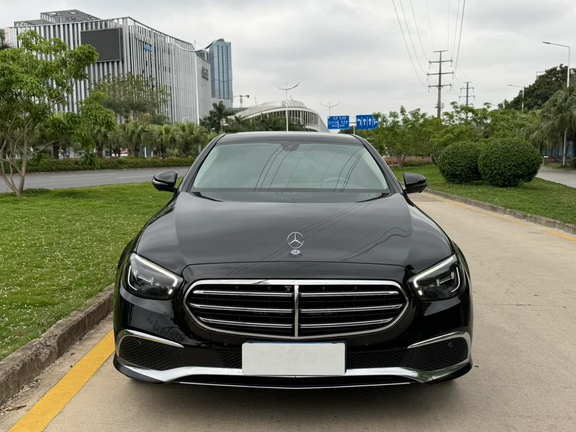 Mercedes-Benz E-Class  300 L Luxury Edition Sedan - exterior